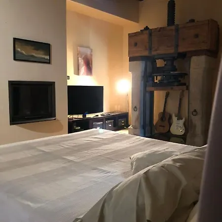 Casa Chiassarello Con Piscina Apartment